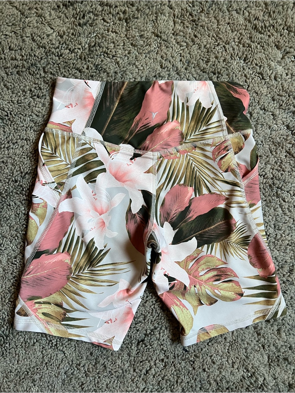 Girls Old Navy High-Waisted PowerSoft Biker Shorts Sz M (8)